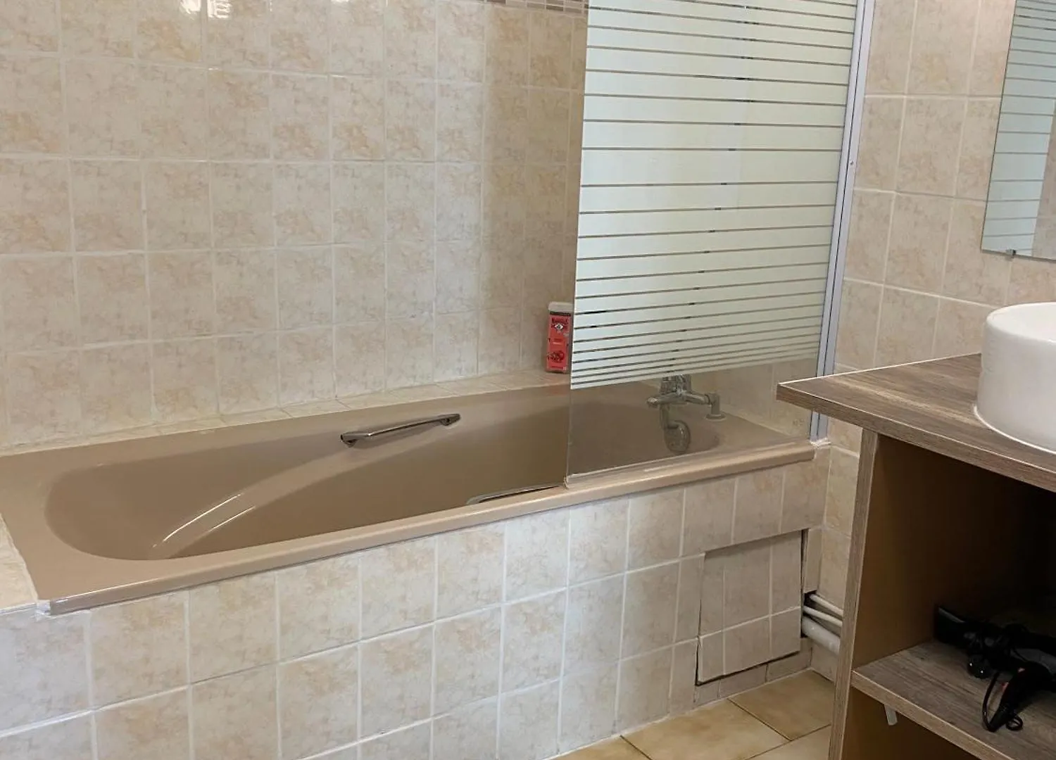 Spacious Light Apartment Montelimar