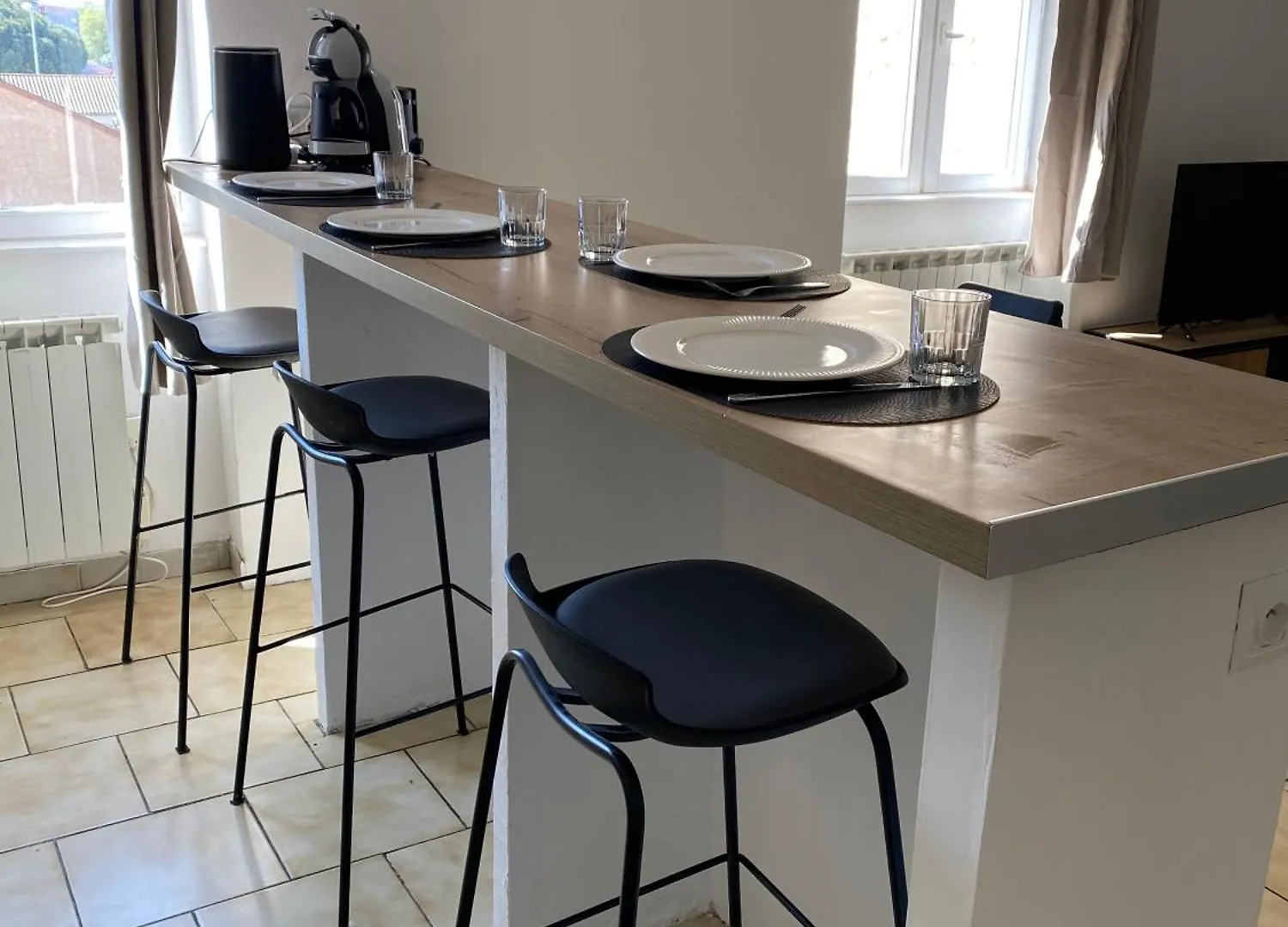 Spacious Light Apartment Montelimar France