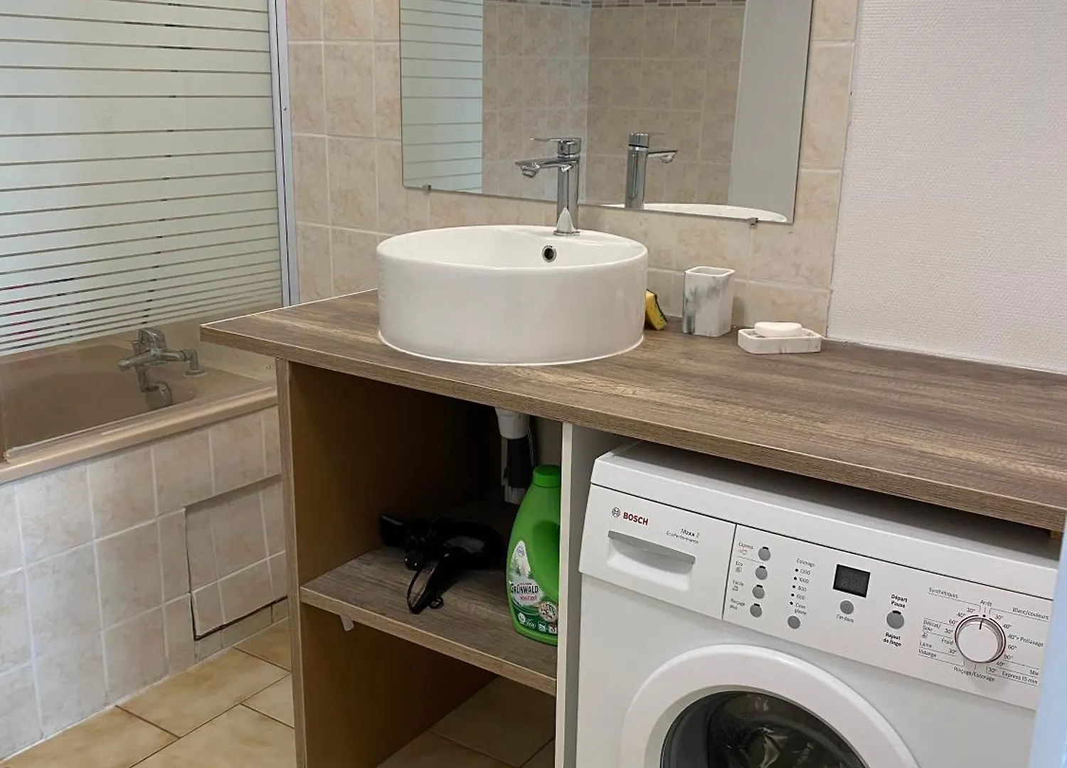 Spacious Light Apartment Montelimar